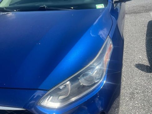 Used 2019 Kia Forte LXS FWD image 2