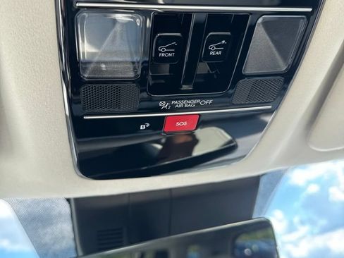 Certified 2025 Hyundai Santa Fe Calligraphy w/ Tow & Go Package AWD/4WD image 22