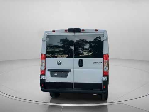 Used 2025 RAM ProMaster 2500 w/ U-Haul Equipment Group FWD image 25