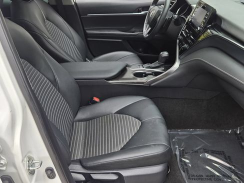 Used 2024 Toyota Camry SE w/ Convenience Package FWD image 16