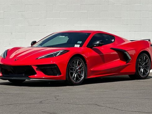 Used 2024 Chevrolet Corvette Stingray Coupe w/ Z51 Performance Package image 9