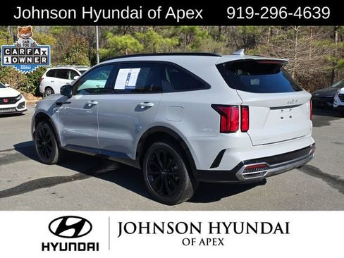 Used 2023 Kia Sorento SX image 17