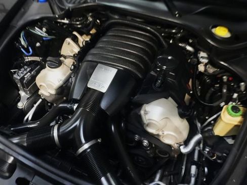 Used 2011 Porsche Panamera 4 image 13