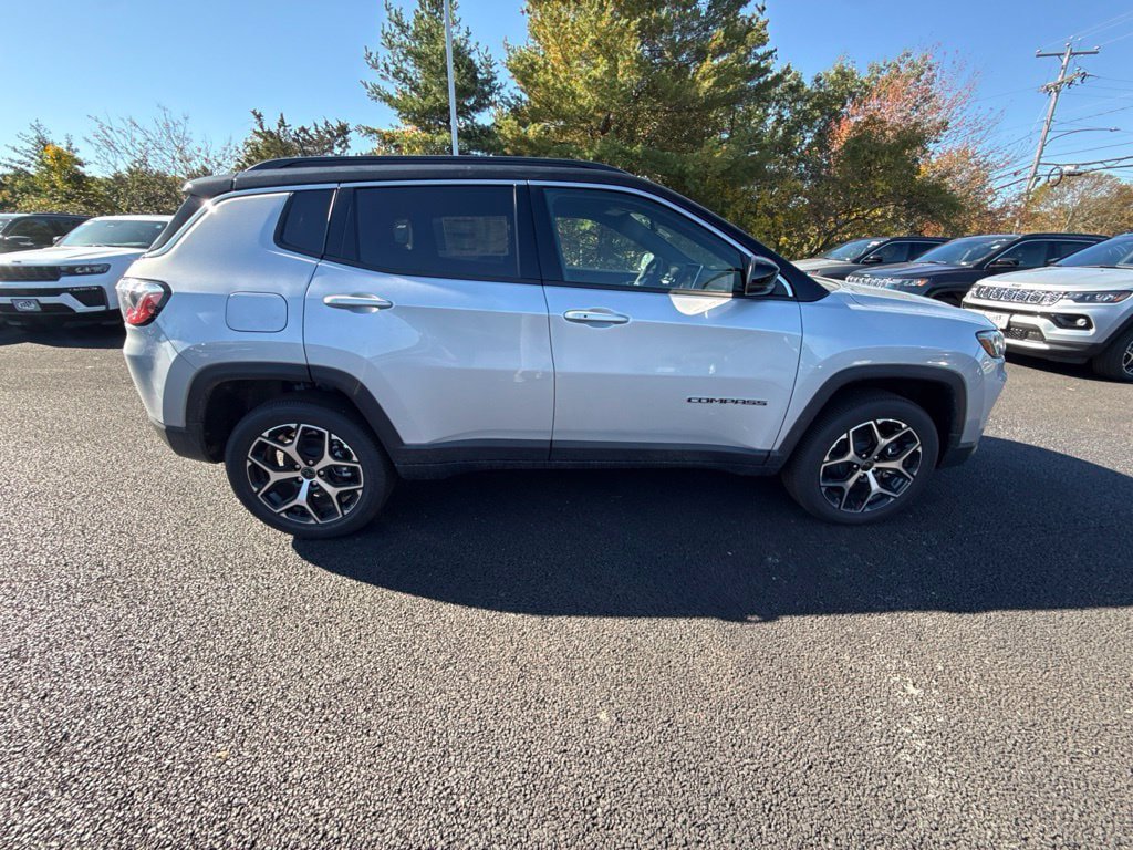 New 2026 Jeep Compass Limited AWD/4WD image 6