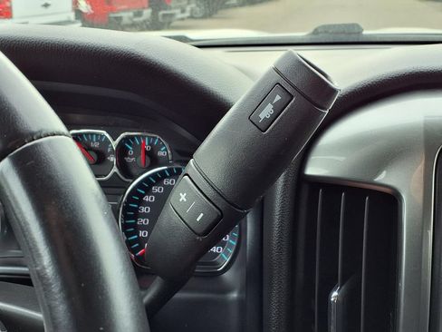 Used 2018 Chevrolet Silverado 1500 LT w/ All Star Edition AWD/4WD image 16