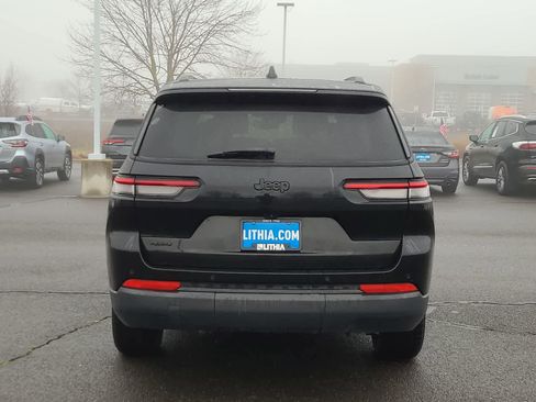 Certified 2024 Jeep Grand Cherokee L Laredo image 13