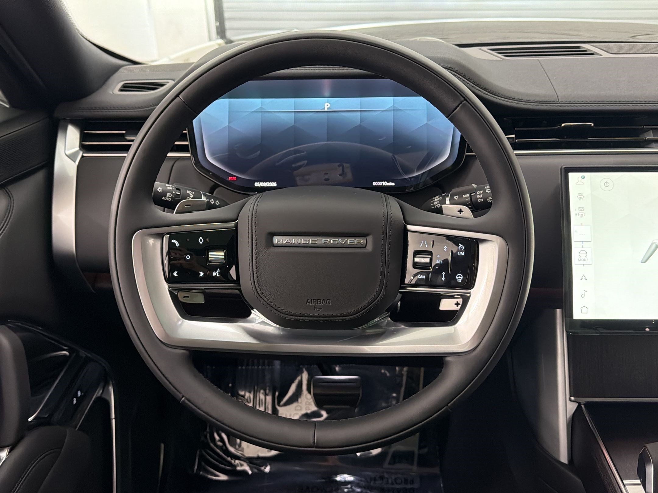 New 2026 Land Rover Range Rover SE AWD/4WD image 11