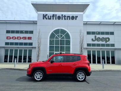 Used 2022 Jeep Renegade Latitude w/ Convenience Group