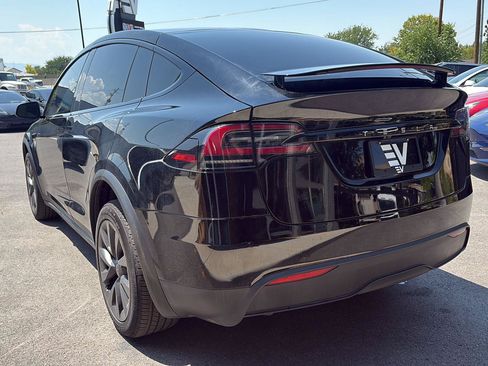 Used 2025 Tesla Model X AWD/4WD image 6