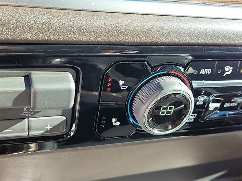 New 2026 Chevrolet Silverado 3500 LT w/ Leather Package image 28