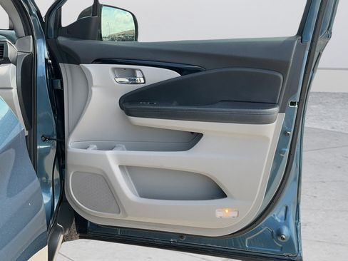 Used 2019 Honda Pilot Elite image 23