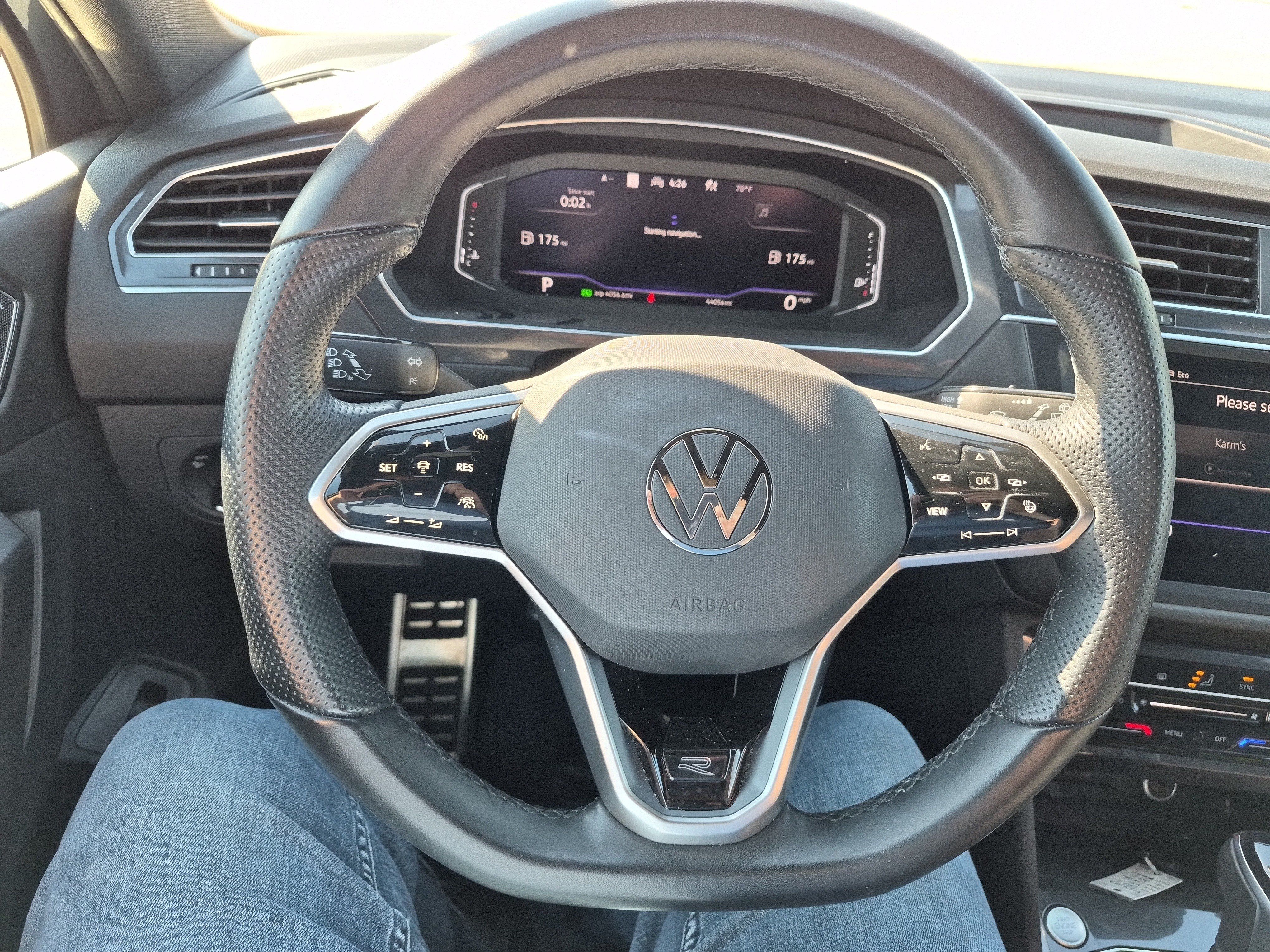 Used 2022 Volkswagen Tiguan SEL R-Line AWD/4WD image 11