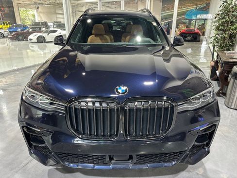 Used 2021 BMW X7 xDrive40i w/ M Sport Package AWD/4WD image 15