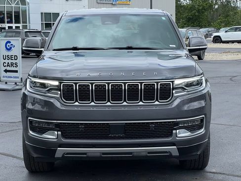 Used 2022 Jeep Wagoneer Series III w/ Flexible Seating Group AWD/4WD image 45