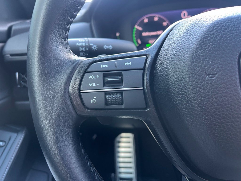 Used 2025 Honda Accord Sport image 28