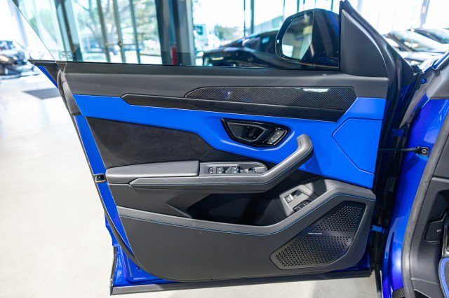 Used 2023 Lamborghini Urus S AWD/4WD image 43