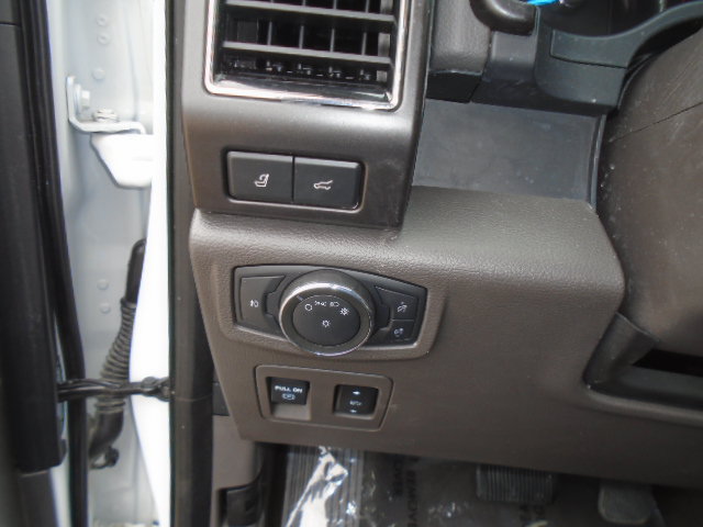 Used 2021 Ford Expedition Limited AWD/4WD image 21