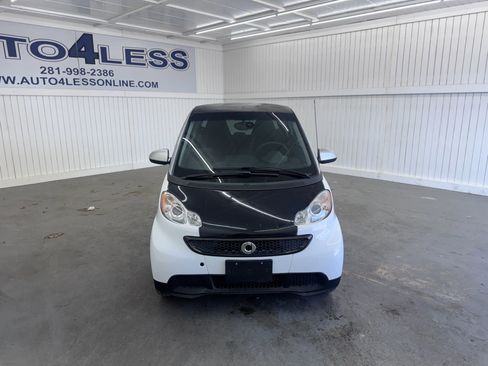 Used 2014 smart fortwo pure image 2