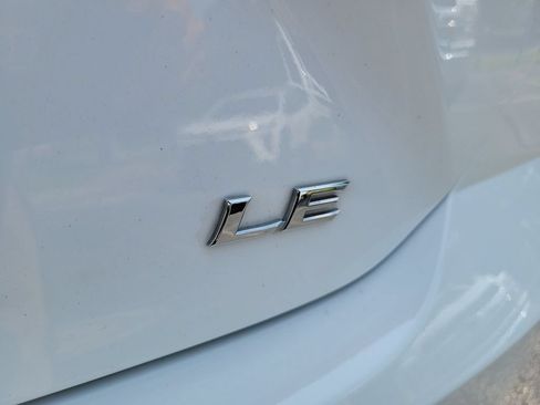 Used 2025 Toyota Camry LE FWD image 10