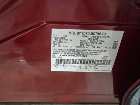 Used 2020 Ford Edge Titanium image 35