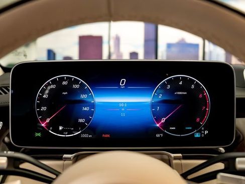 New 2026 Mercedes-Benz S 500 4MATIC image 18