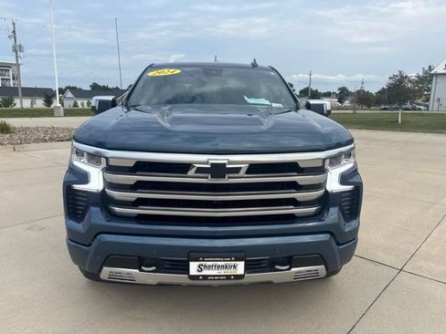 Used 2024 Chevrolet Silverado 1500 High Country w/ High Country Premium Package AWD/4WD image 38