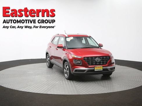Used 2024 Hyundai Venue SEL FWD image 52