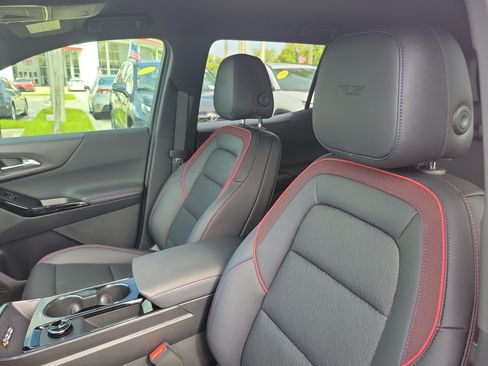 Used 2026 Chevrolet Equinox RS w/ Safety and Technology Package FWD image 23