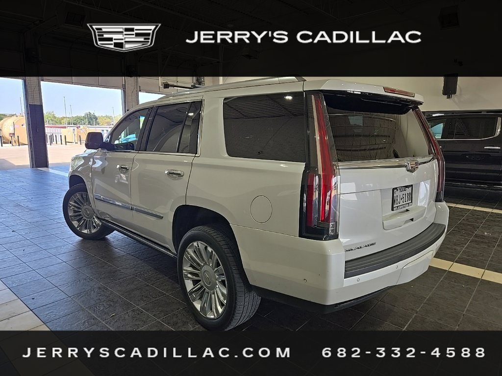 Used 2019 Cadillac Escalade Platinum AWD/4WD image 7