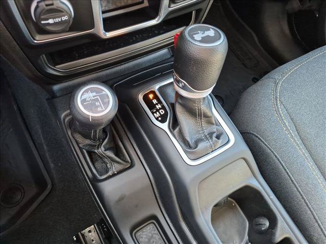 Used 2024 Jeep Wrangler Sport AWD/4WD image 12