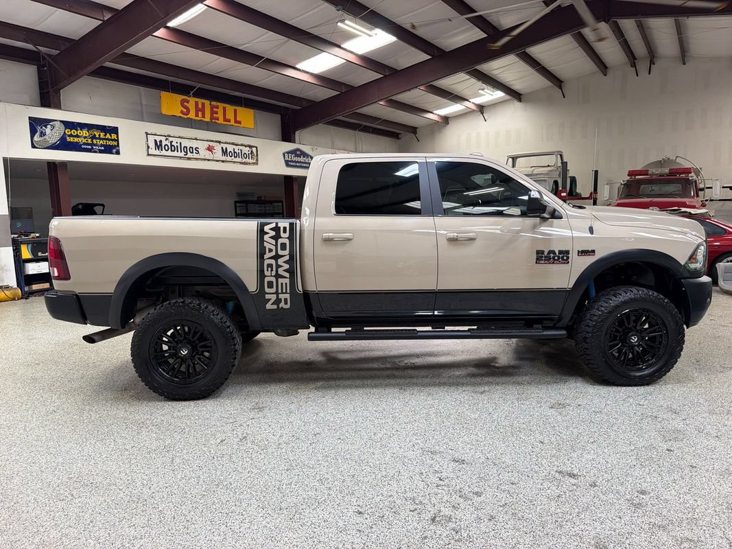 Used 2018 RAM 2500 Power Wagon w/ Leather & Luxury Group AWD/4WD image 9