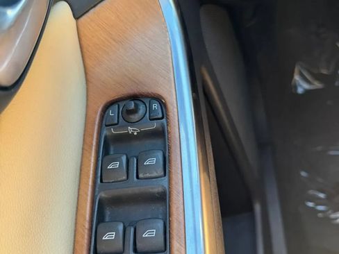 Used 2017 Volvo XC60 T5 Inscription w/ Preferred Option Package AWD/4WD image 14