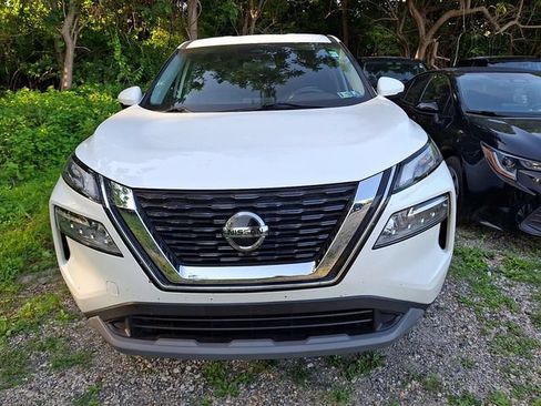 Used 2021 Nissan Rogue SV AWD/4WD image 2