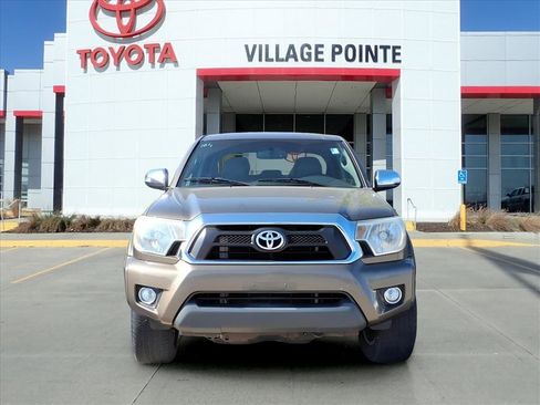 Used 2013 Toyota Tacoma 4x4 Double Cab image 2