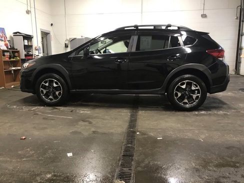 Used 2019 Subaru Crosstrek 2.0i Premium image 9