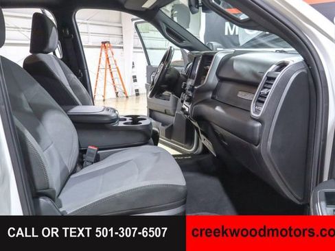 Used 2024 RAM 2500 Big Horn AWD/4WD image 10
