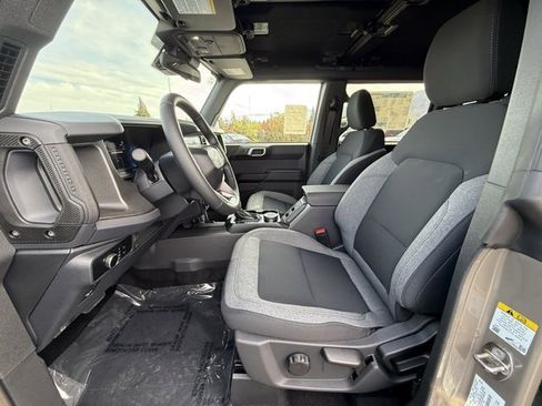 New 2025 Ford Bronco Big Bend image 8