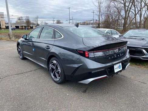 New 2026 Hyundai Sonata SEL FWD image 8
