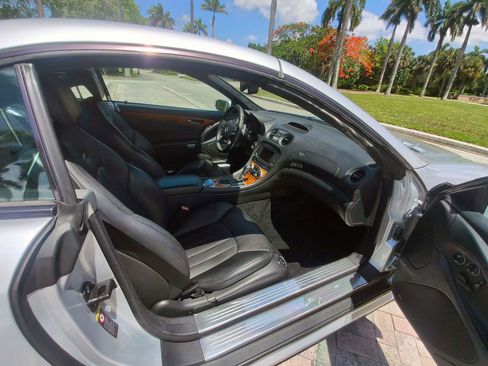 Used 2007 Mercedes-Benz SL 55 AMG image 41