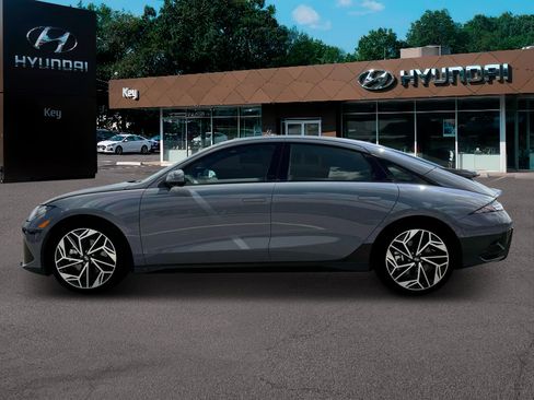 New 2025 Hyundai Ioniq 6 Limited image 3