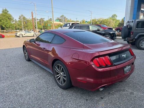 Used 2016 Ford Mustang Coupe RWD image 7