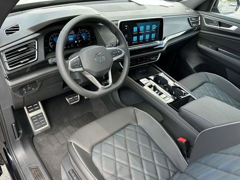 New 2025 Volkswagen Atlas Cross Sport SEL Premium R-Line image 10