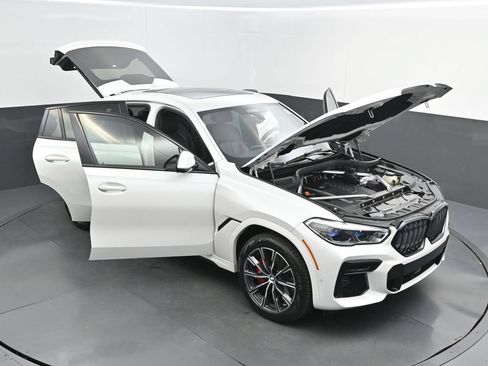 Used 2022 BMW X6 xDrive40i w/ Executive Package AWD/4WD image 55