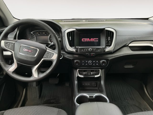 Used 2022 GMC Terrain SLE w/ Driver Convenience Package FWD image 11