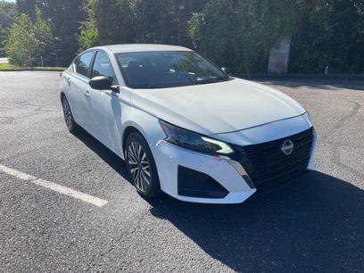 Used 2025 Nissan Altima 2.5 SV
