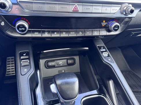 Used 2022 Kia Telluride SX image 29