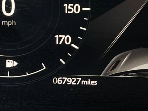 Used 2021 Land Rover Range Rover Velar R-Dynamic S image 22