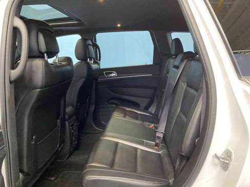 Certified 2022 Jeep Grand Cherokee Limited image 29