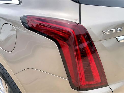 Used 2023 Cadillac XT5 Premium Luxury FWD image 28