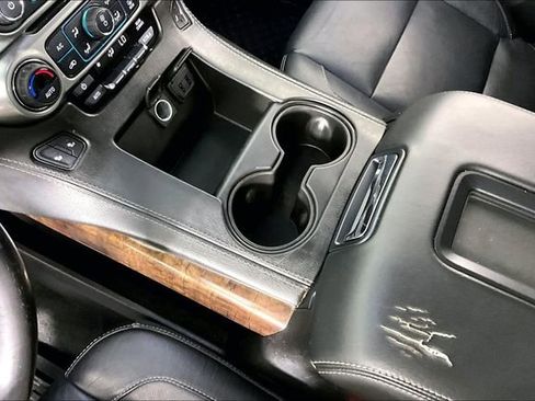 Used 2019 Chevrolet Tahoe LT RWD image 17